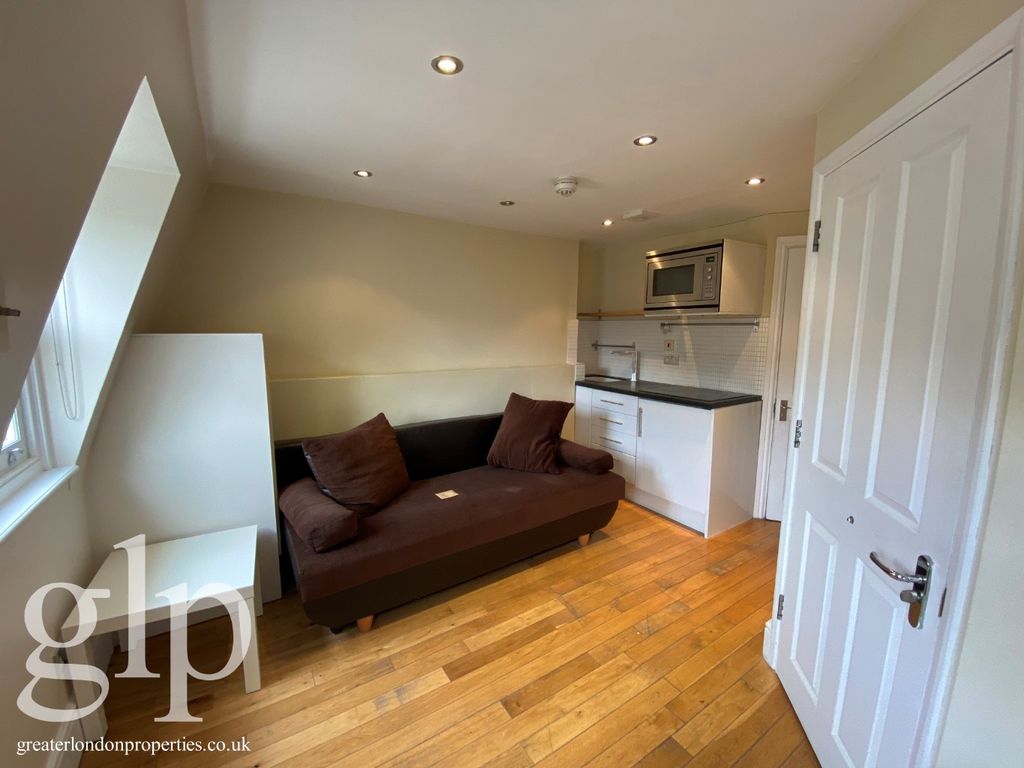 Studio to rent in 29 Villiers Street, London, Greater London WC2N, £1,408 pcm