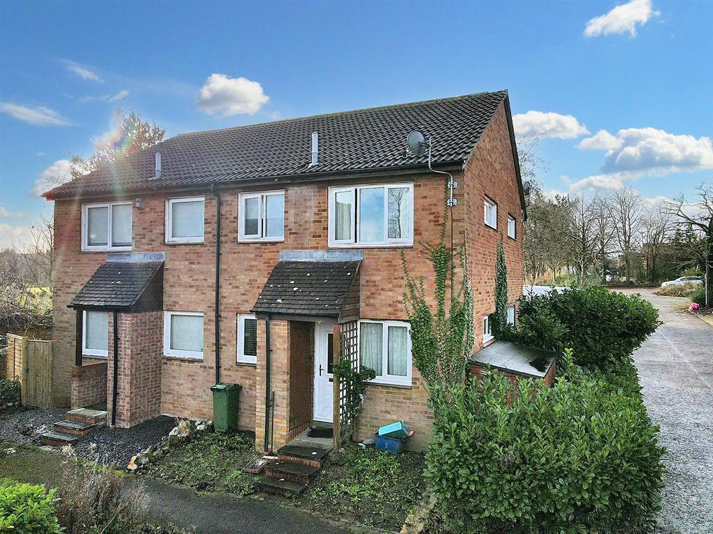 1 bed terraced house for sale in Downland, Two Mile Ash, Milton Keynes MK8, £165,000