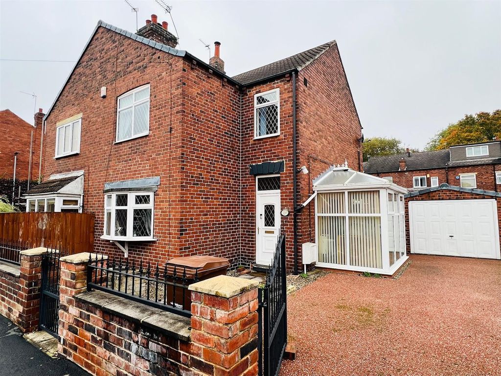 3 bed semi-detached house for sale in Seymour Street, Wakefield WF2, £260,000