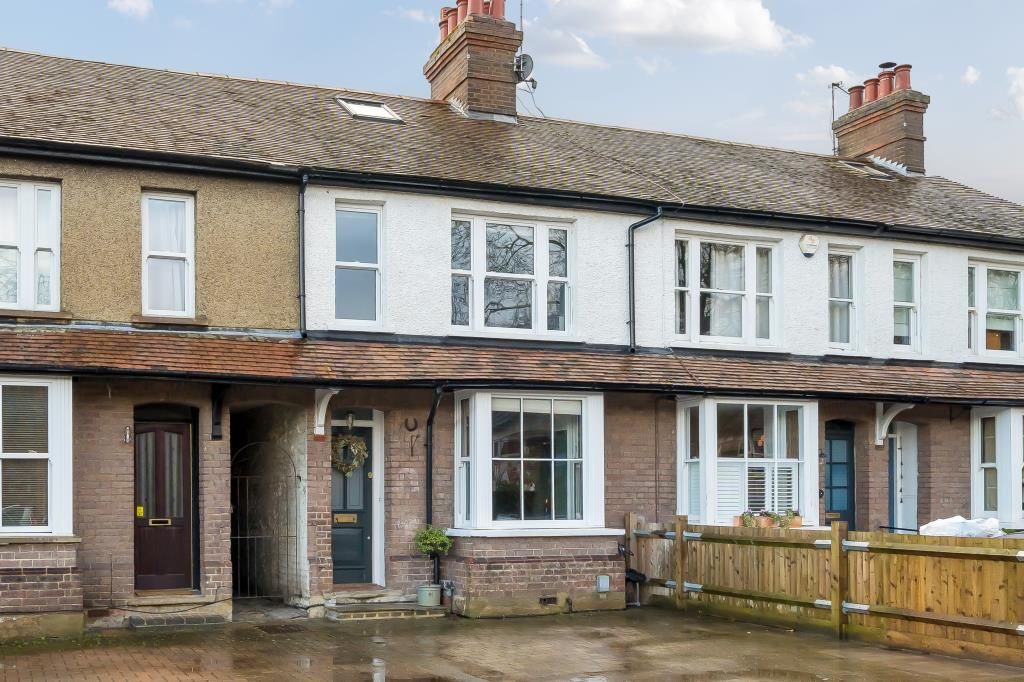 3 bed terraced house for sale in Chesham, Buckinghamshire HP5, £650,000