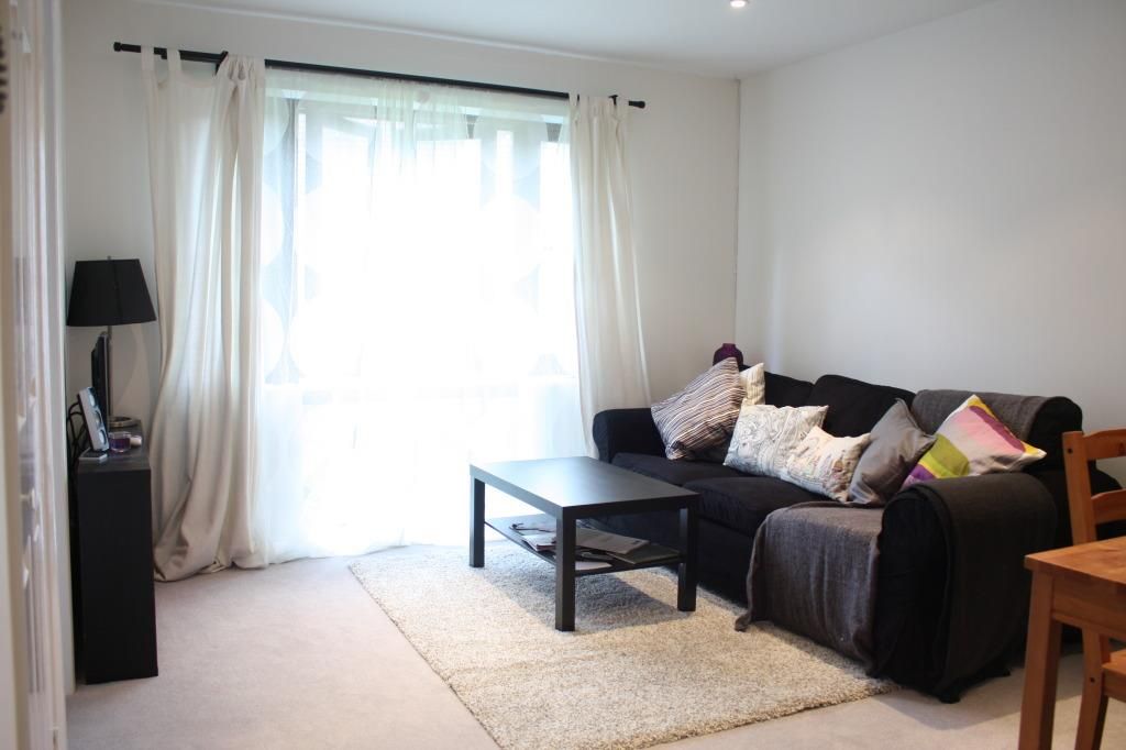 1 bed flat for sale in Balfourt Court, Station Road, Harpenden AL5, £250,000