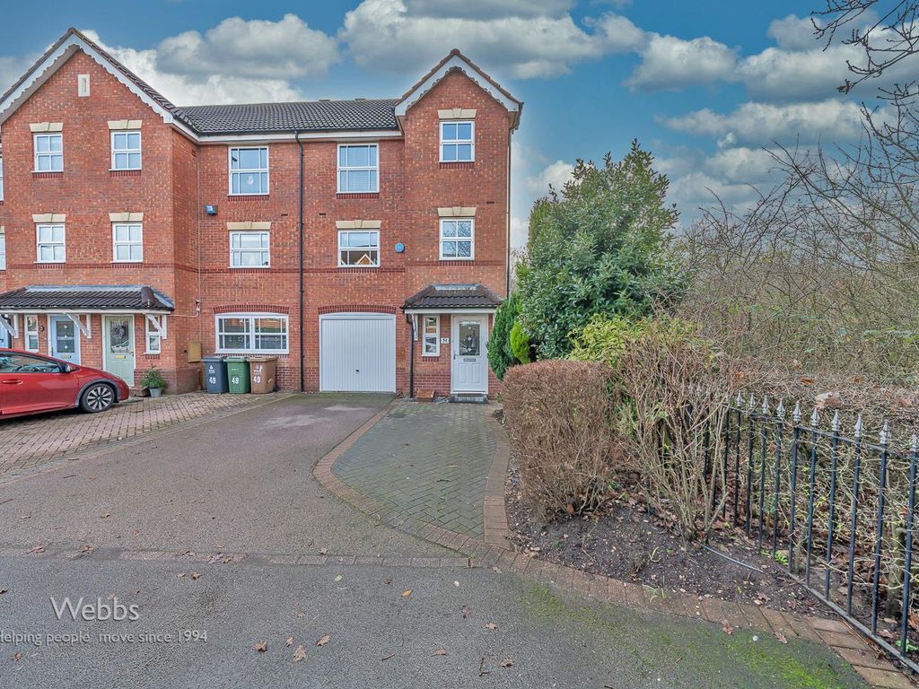 3 bed town house for sale in Westfield Drive, Aldridge, Walsall WS9, £350,000