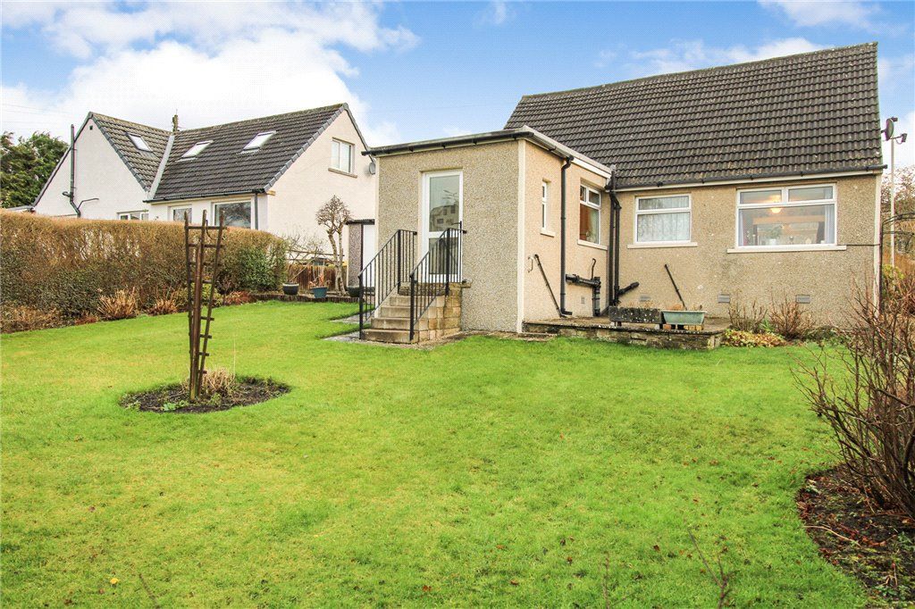 3 bed detached house for sale in Rockville Drive, Embsay, Skipton BD23, £349,500
