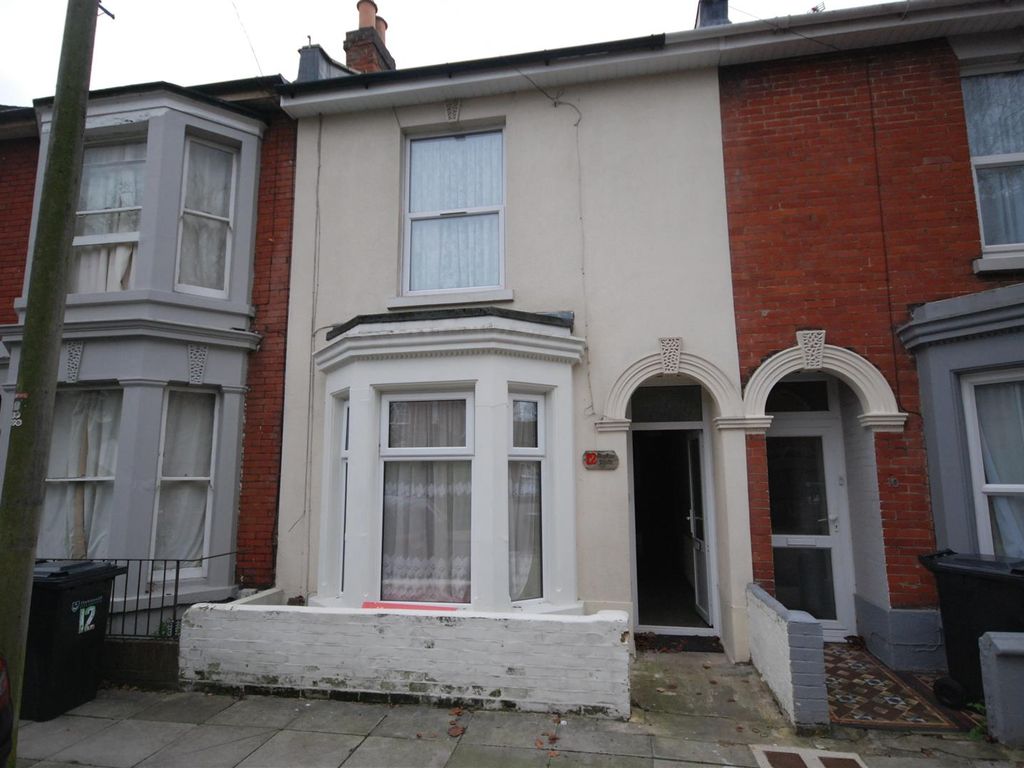 4 bed terraced house to rent in Playfair Road, Southsea, Portsmouth PO5, £1,900 pcm