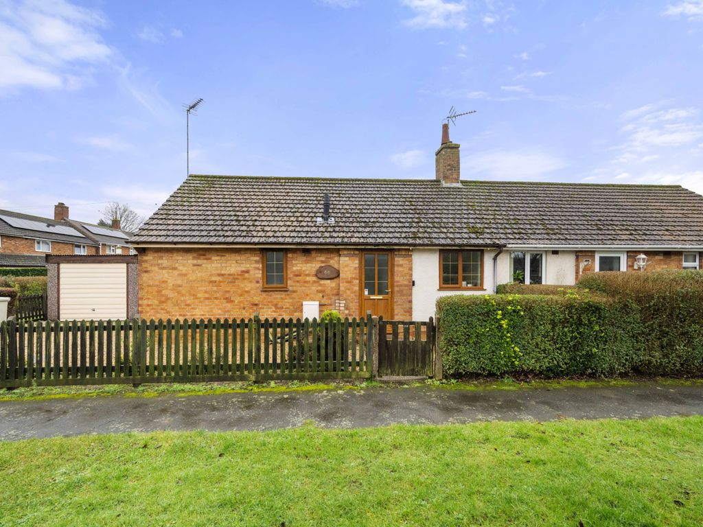 2 bed semi-detached bungalow for sale in Woodlands Avenue, Spilsby PE23, £130,000