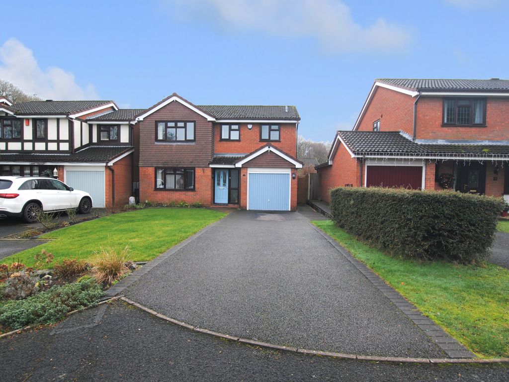 4 bed detached house for sale in Ivatt Close, Dawley, Telford TF4, £330,000