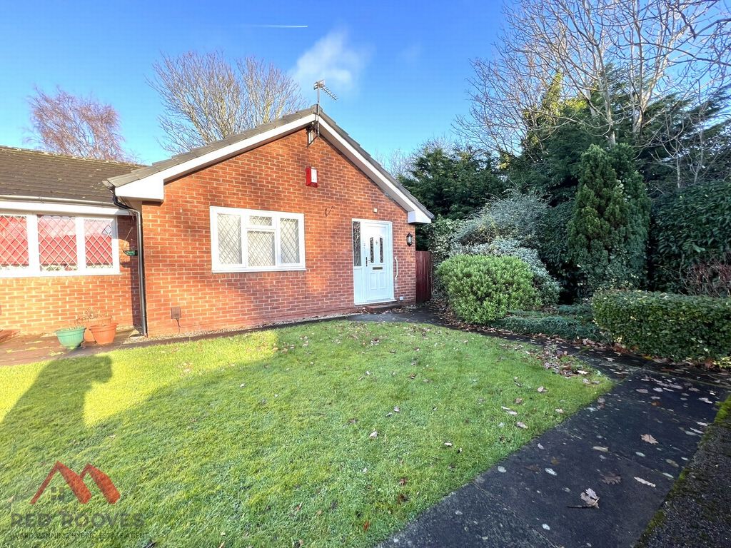 2 bed bungalow for sale in Grassmoor Close, Wirral CH62, £160,000