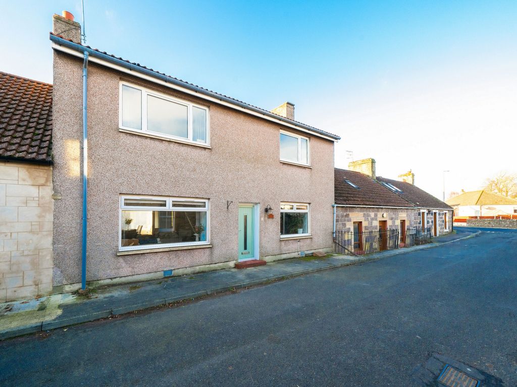 4 bed terraced house for sale in Back Lebanon, Cupar KY15, £225,000