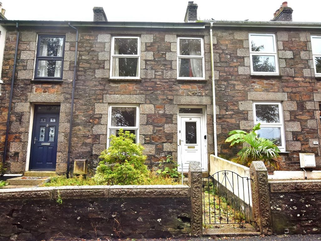 3 bed terraced house for sale in Adelaide Road, Redruth TR15, £179,950