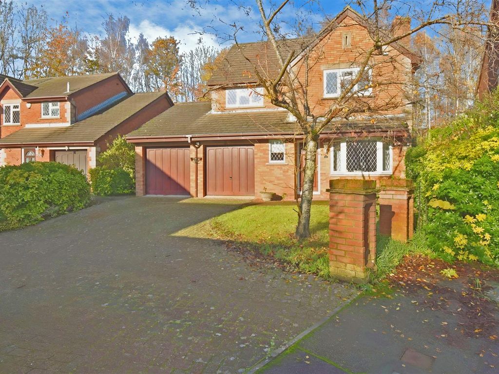 4 bed detached house for sale in Barbe Baker Avenue, West End, Southampton SO30, £615,000