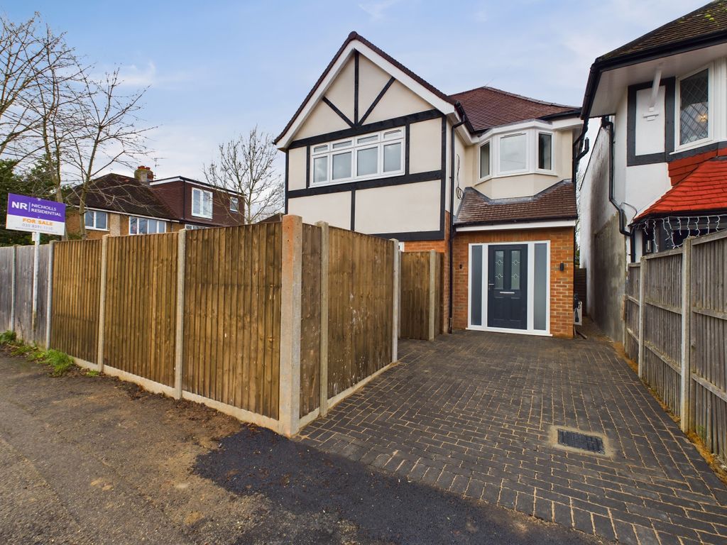 New home, 2 bed detached house for sale in Meadow Way, Chessington KT9, £474,950