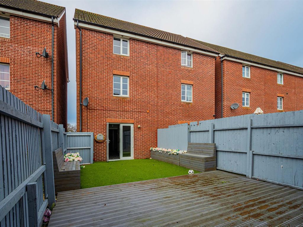 4 bed town house for sale in Matthysens Way, St. Mellons, Cardiff CF3, £235,000