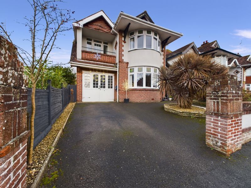 4 bed detached house for sale in St. Aubyns Avenue, Uphill, Weston-Super-Mare BS23, £595,000