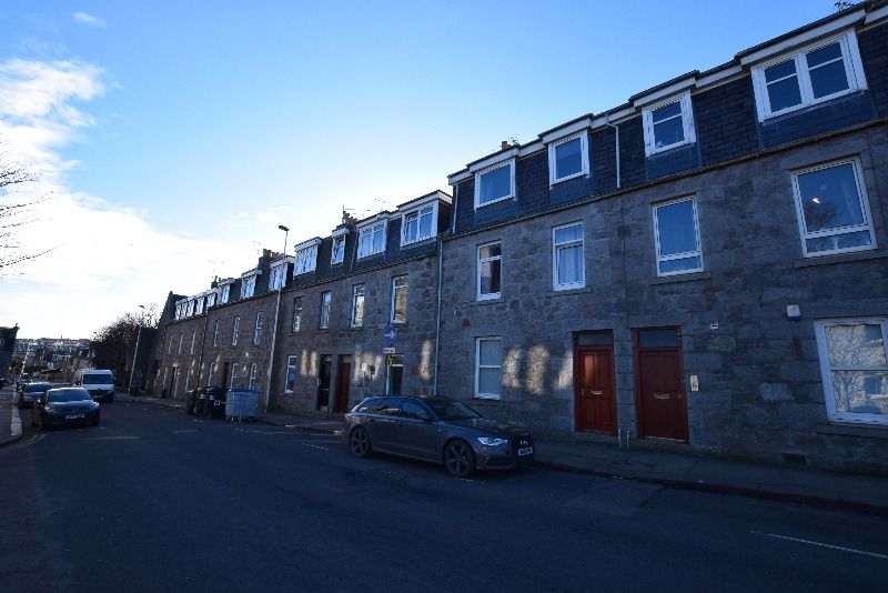 1 bed flat to rent in Ferryhill Terrace, City Centre, Aberdeen AB11, £595 pcm
