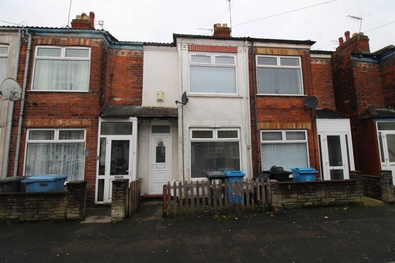 2 bed terraced house for sale in Devon Street, Hull HU4, £40,000