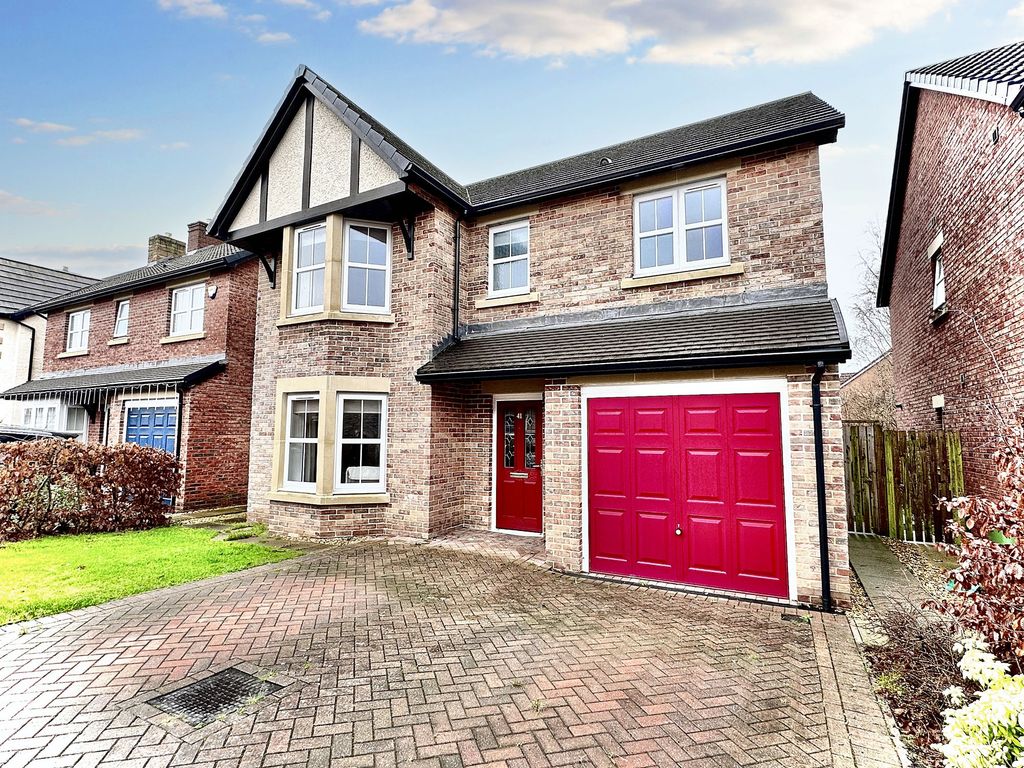 4 bed detached house for sale in Hadrian Way, Houghton CA3, £365,000