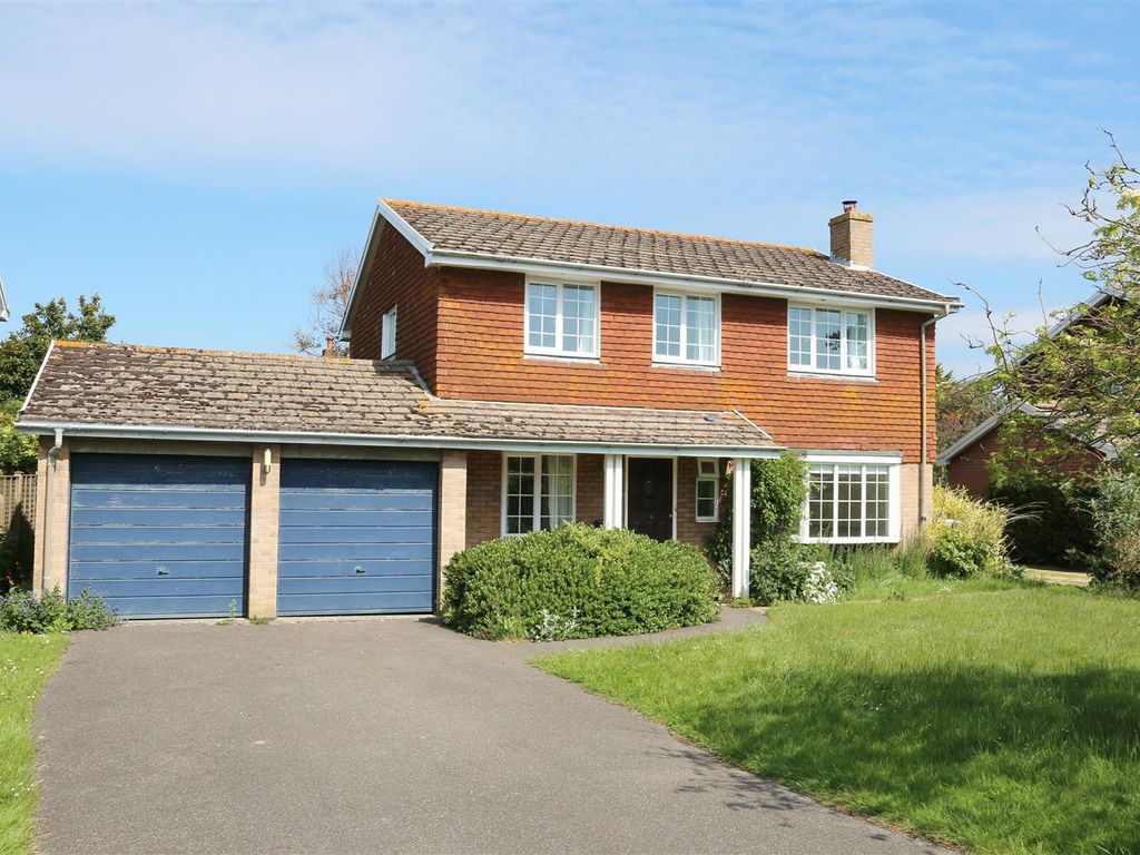 4 bed detached house to rent in Royce Close, West Wittering, Chichester PO20, £2,950 pcm