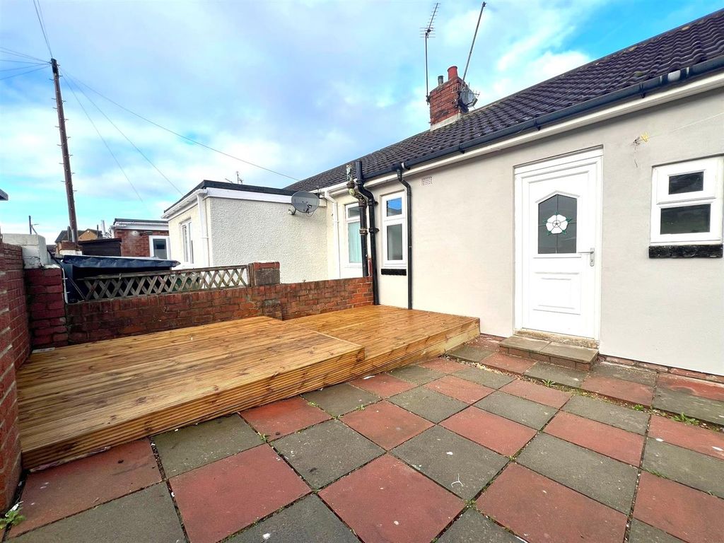 1 bed bungalow for sale in Elizabeth Street, Blackhall Colliery, Hartlepool TS27, £64,999