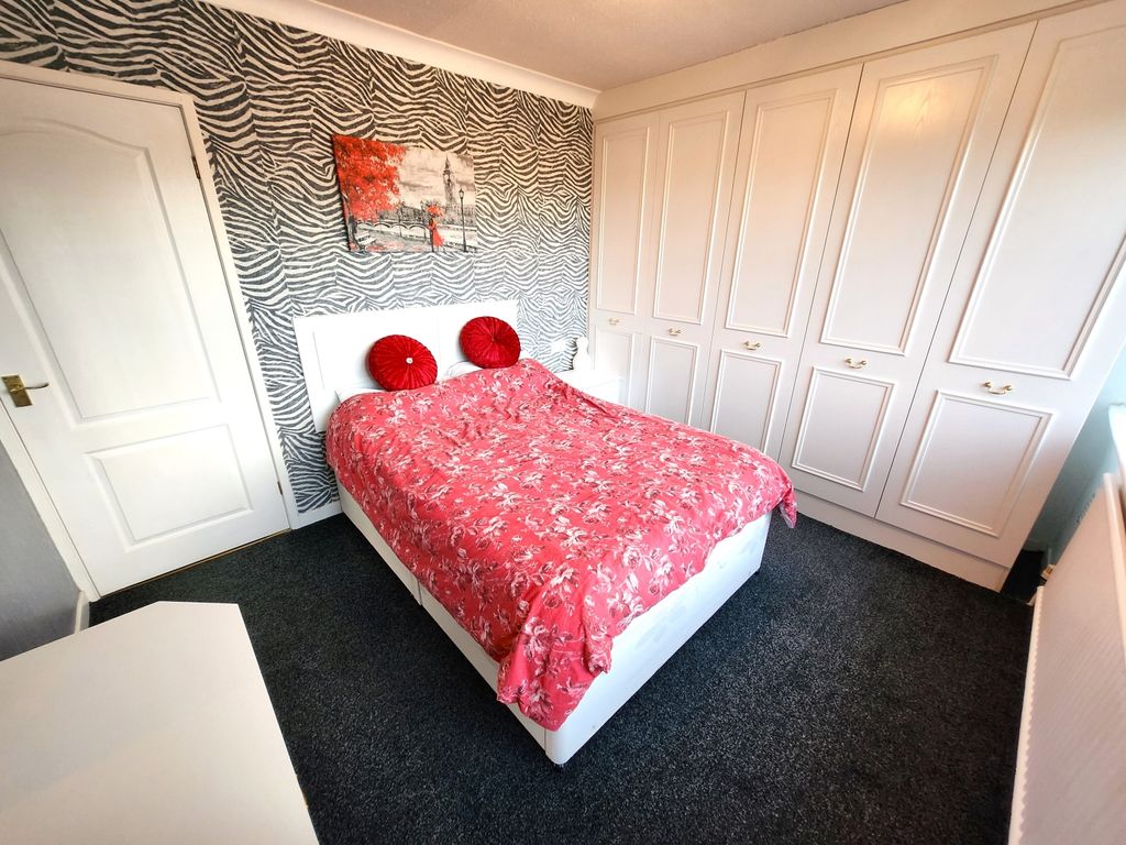 3 bed bungalow for sale in Cherryclough Way, Blackburn, Lancashire BB2, £230,000