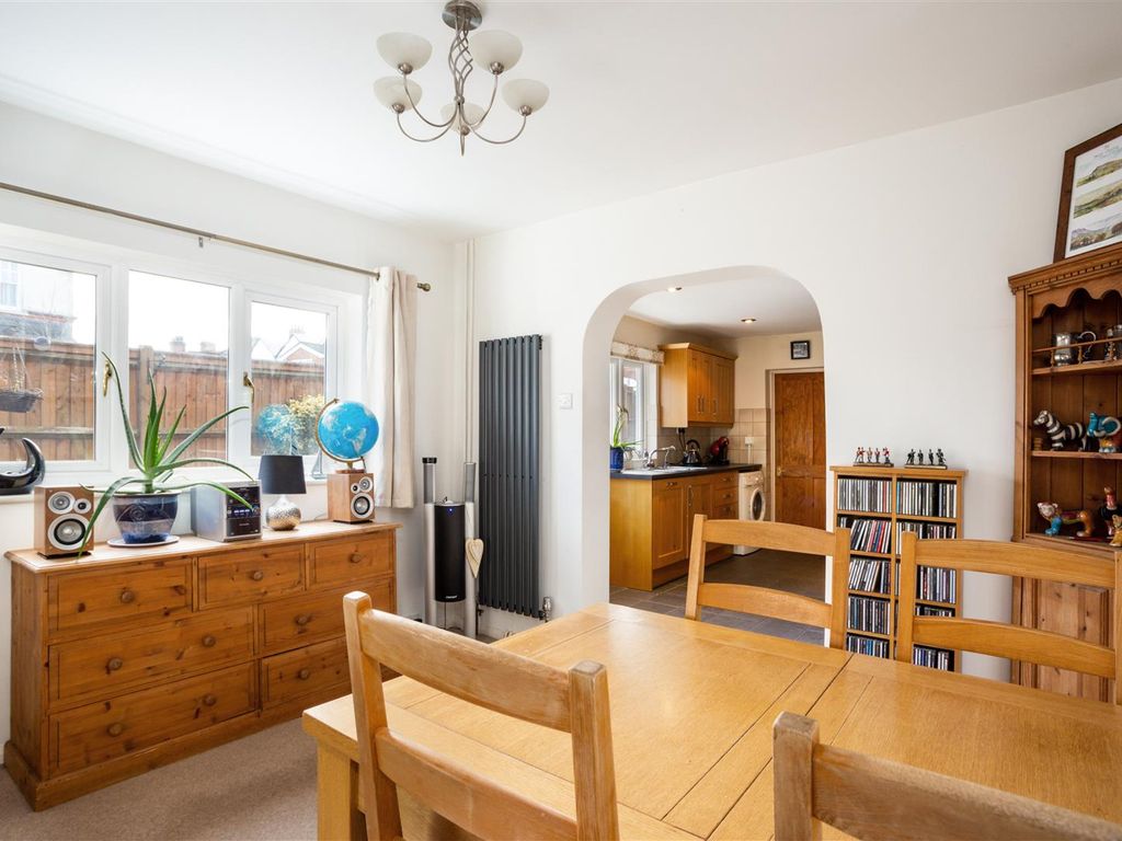 3 bed end terrace house for sale in Spring Gardens, South Ascot, Ascot SL5, £495,000
