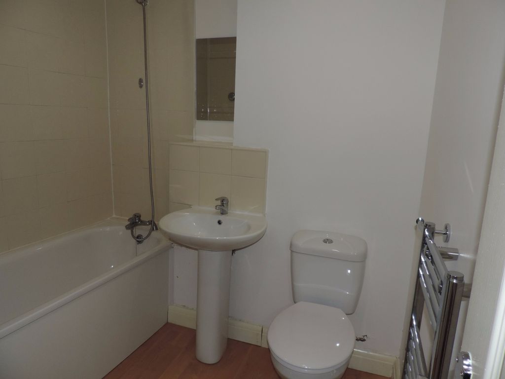 Studio to rent in 2 Butt Close Lane, Leicester LE1, £500 pcm