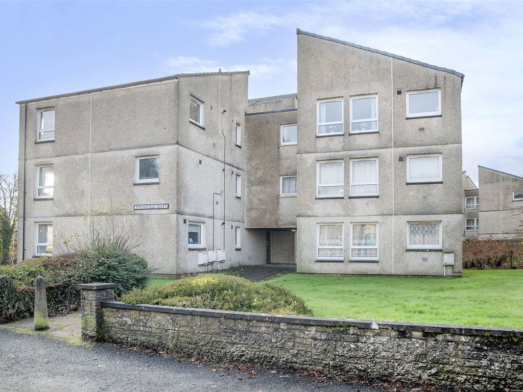 2 bed flat for sale in Springfield Court, Dunblane FK15, £113,000