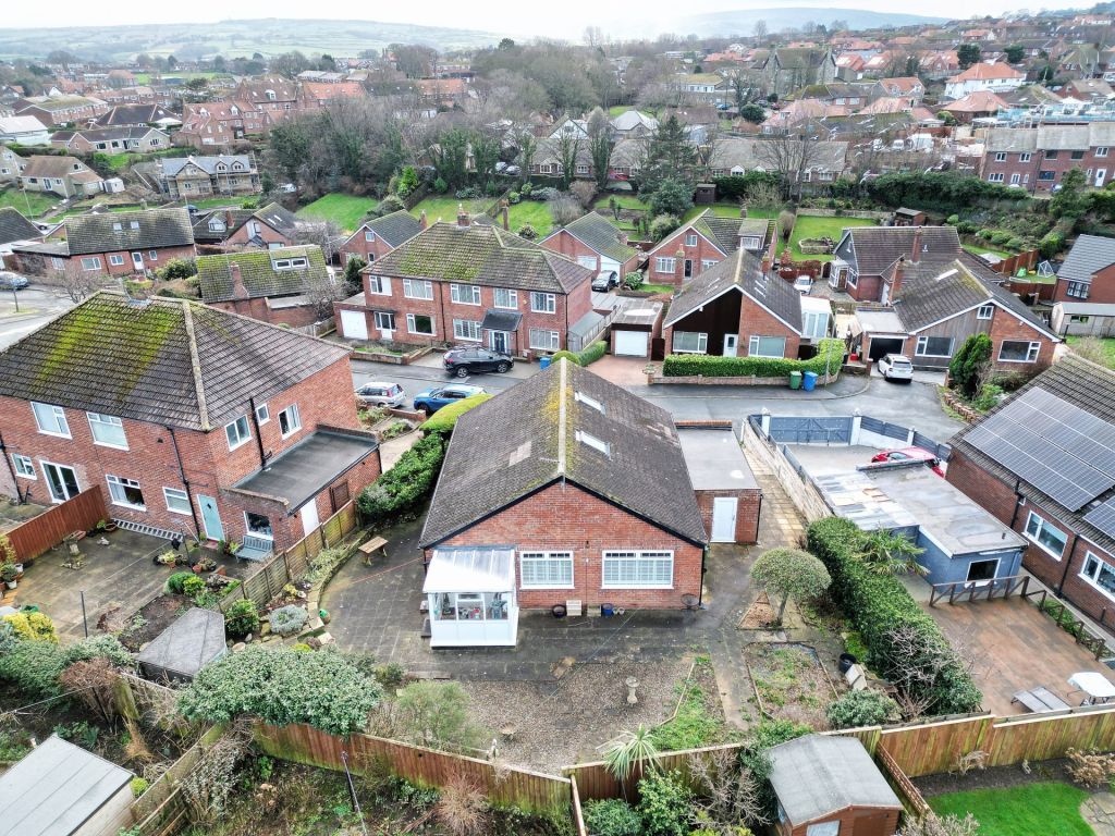 3 bed detached bungalow for sale in Westlands Avenue, Whitby YO21, £395,000