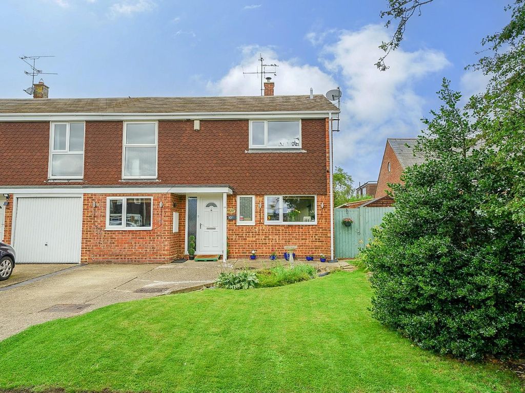 4 bed semi-detached house for sale in Rectory Close, Slapton, Leighton Buzzard LU7, £400,000
