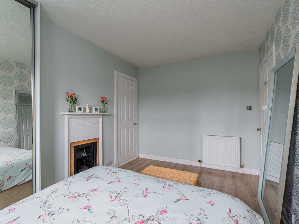 3 bed property for sale in 99 Lothian Street, Bonnyrigg EH19, £290,000