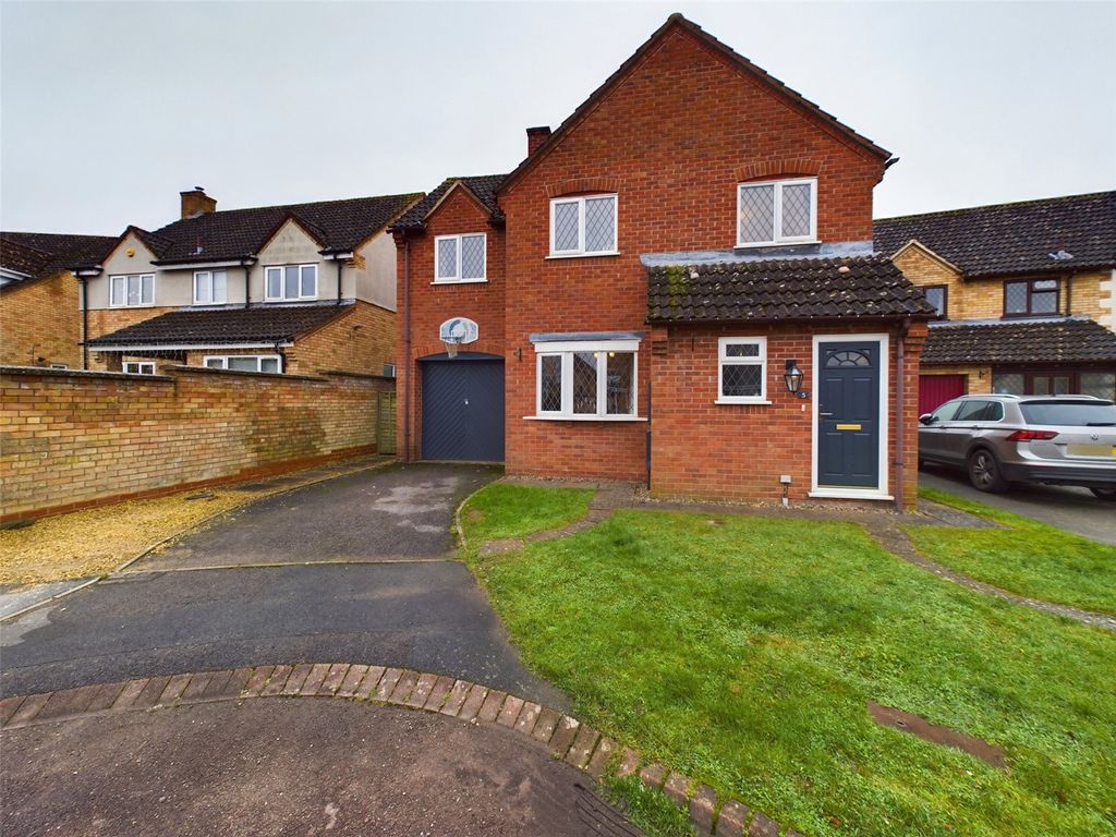 4 bed detached house for sale in Kingfisher Rise, Quedgeley, Gloucester, Gloucestershire GL2, £397,000