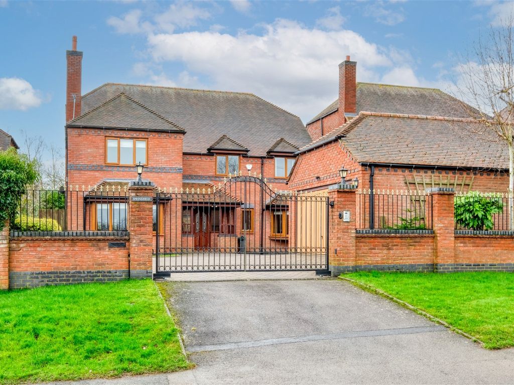 5 bed detached house for sale in Sambourne Lane, Astwood Bank, Redditch B96, £895,000