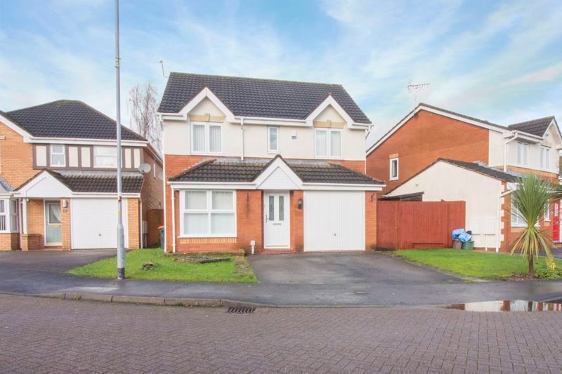4 bed detached house for sale in Manor Park, Duffryn, Newport NP10, £325,000