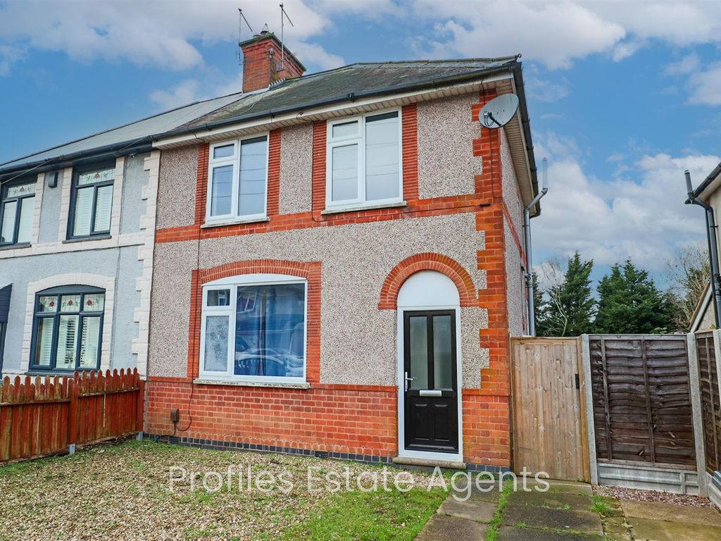 3 bed semi-detached house for sale in Bardon Road, Barwell, Leicester LE9, £195,000