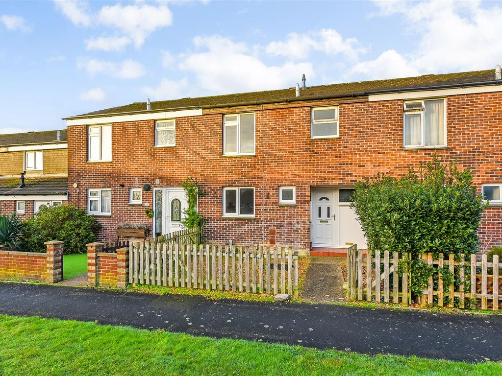 3 bed terraced house for sale in Sutherland Court, Andover SP10, £225,000