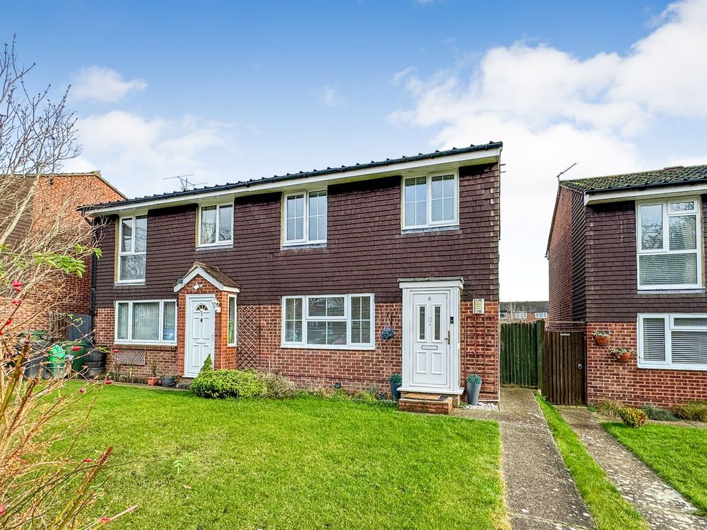 3 bed semi-detached house for sale in Mackay Close, Calcot, Reading RG31, £375,000