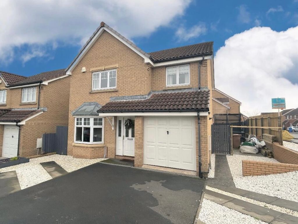 4 bed detached house for sale in Academy Road, Boness EH51, £330,000