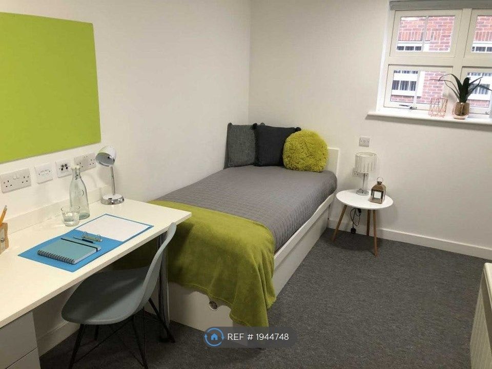 Room to rent in United Kingdom, Leicester LE3, £672 pcm