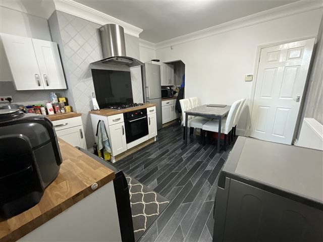 3 bed terraced house for sale in Queens Road, Beighton, Sheffield S20, £175,000