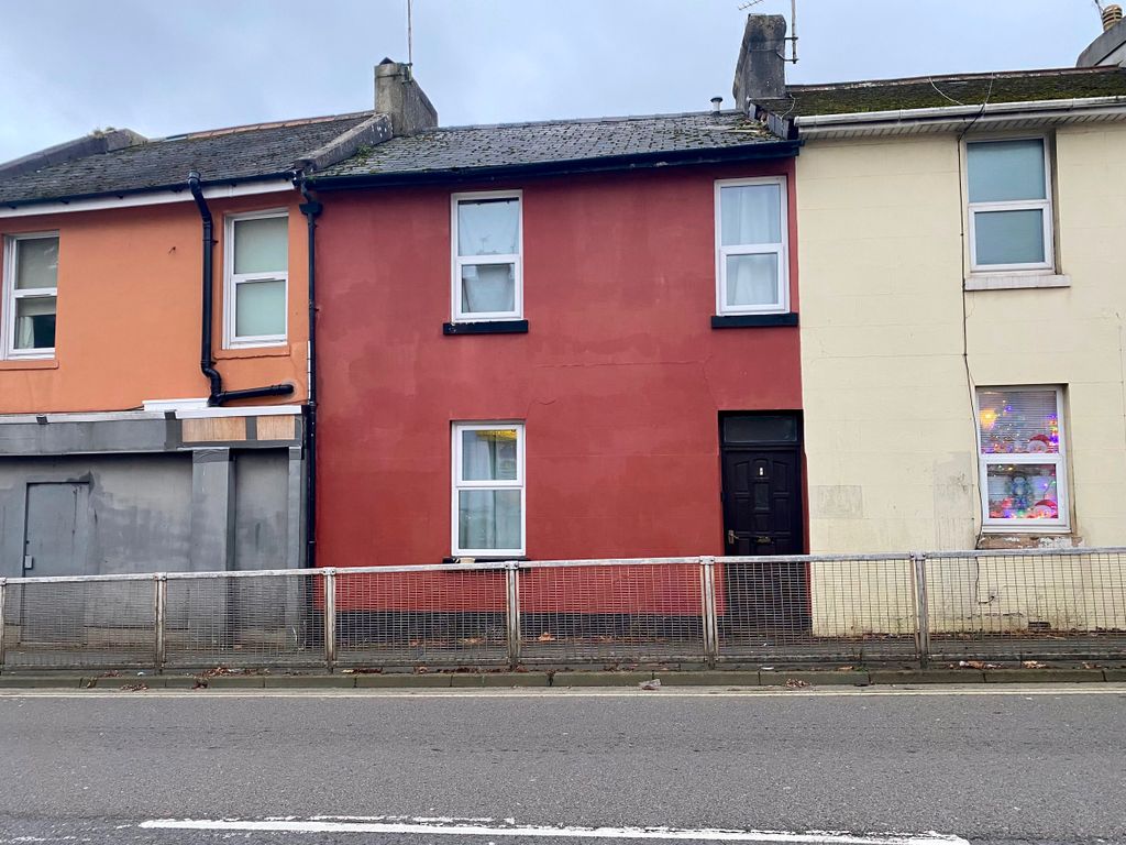3 bed terraced house for sale in Hele Road, Torquay TQ2, £140,000