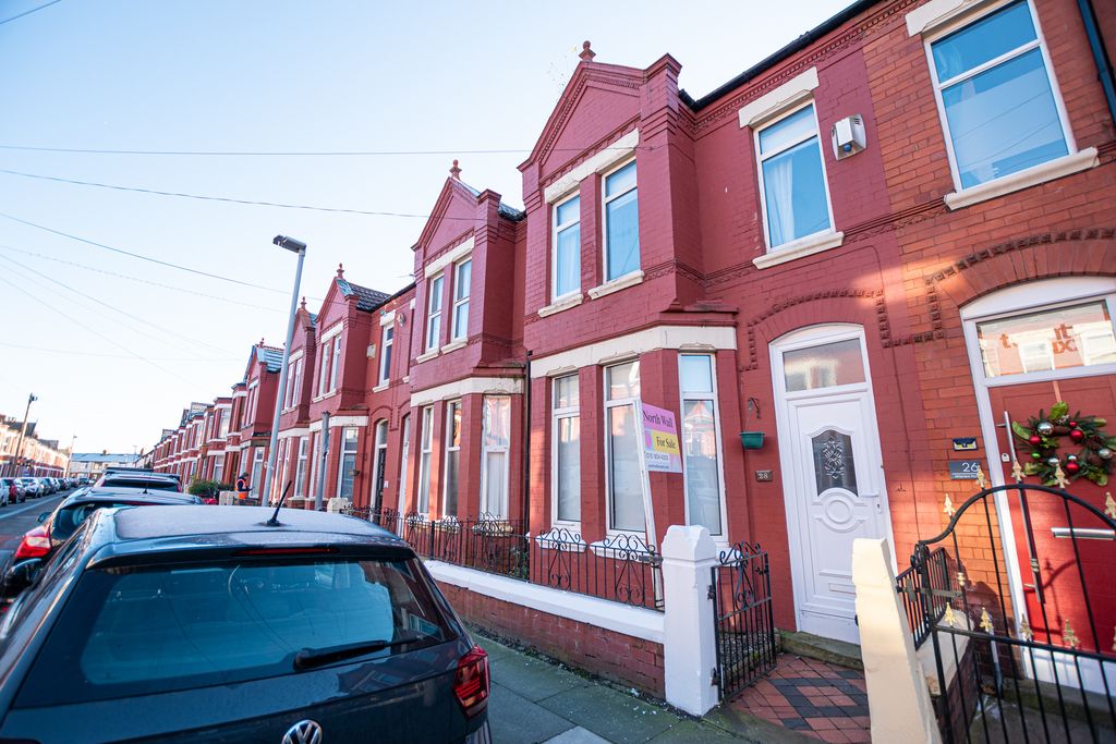 3 bed terraced house for sale in Molyneux Road, Waterloo, Liverpool L22, £175,000