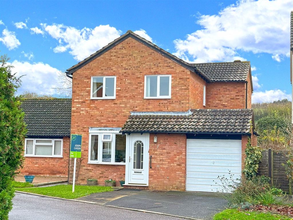 4 bed detached house for sale in Barn Close, Nether Stowey, Bridgwater TA5, £315,000