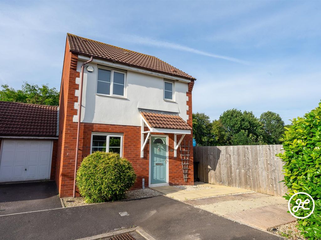 3 bed detached house for sale in Clarks Road, Bridgwater TA6, £255,000