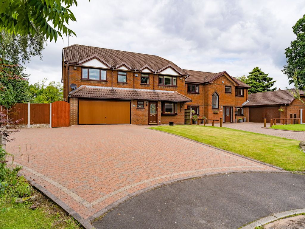 4 bed detached house for sale in Willowfield Grove, Ashton-In-Makerfield WN4, £695,000