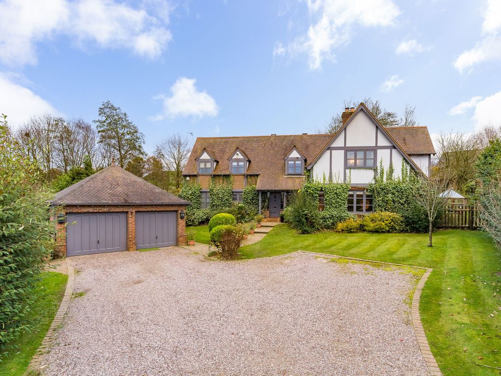 6 bed detached house for sale in Field Lane, Appleton WA4, £1,595,000