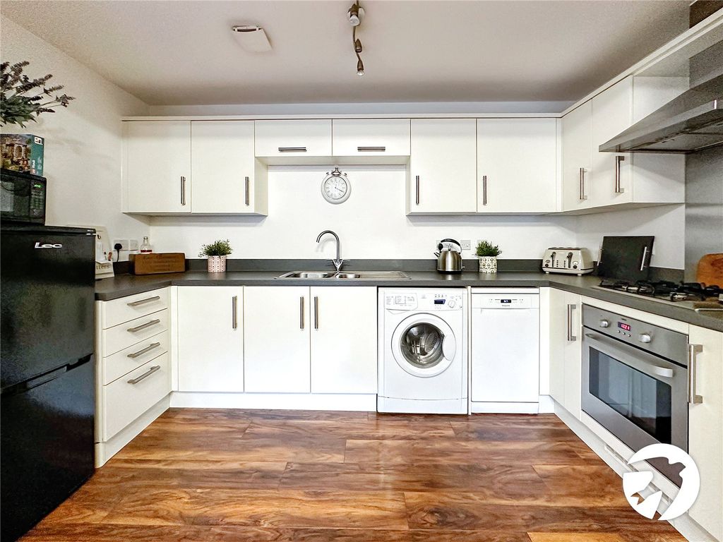 2 bed flat for sale in Sealand Drive, Rochester, Kent ME2, £210,000