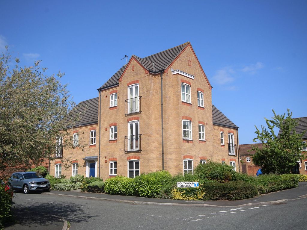 1 bed flat for sale in Southwold Crescent, Great Sankey WA5, £75,000