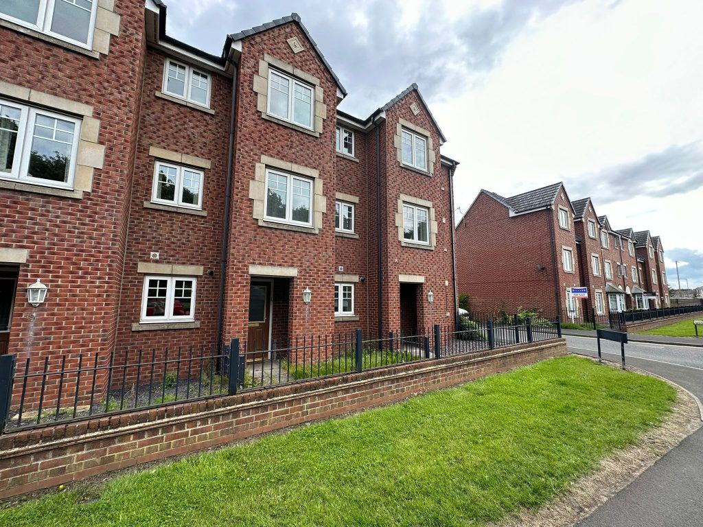 4 bed terraced house to rent in Mowbray Court, Choppington NE62, £950 pcm