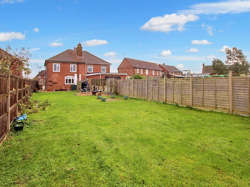 3 bed semi-detached house for sale in Mount Pleasant, Walsingham NR22, £300,000