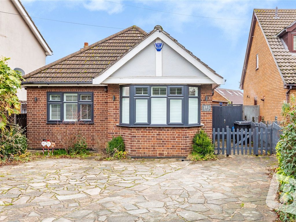 2 bed detached bungalow for sale in Ongar Road, Brentwood, Essex CM15, £500,000