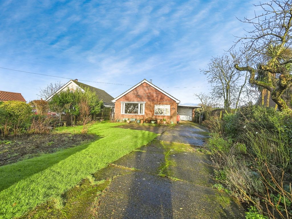 2 bed detached bungalow for sale in Eastville Road, Toynton All Saints, Spilsby PE23, £200,000